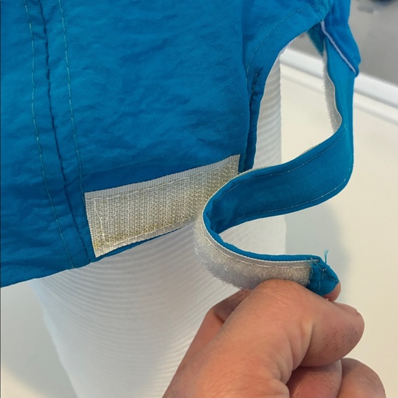 Blue Cap - Picture 4 of 8